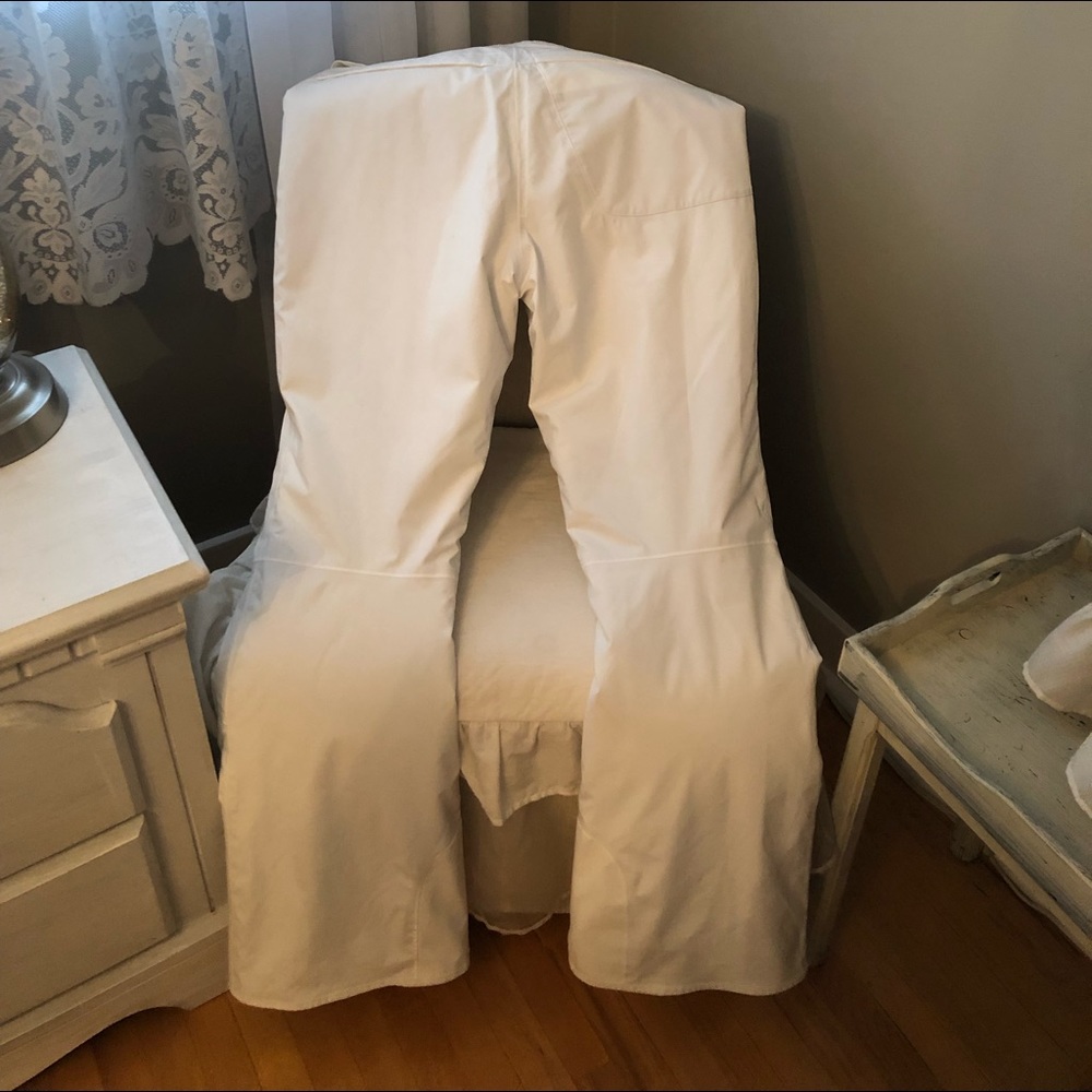 Brand New never been worn Helly Hansen ski pants